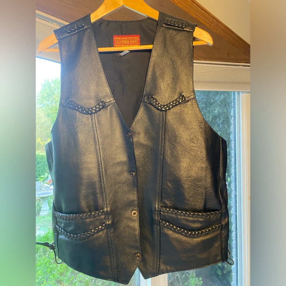 Men's genuine leather motorcycle vest size large